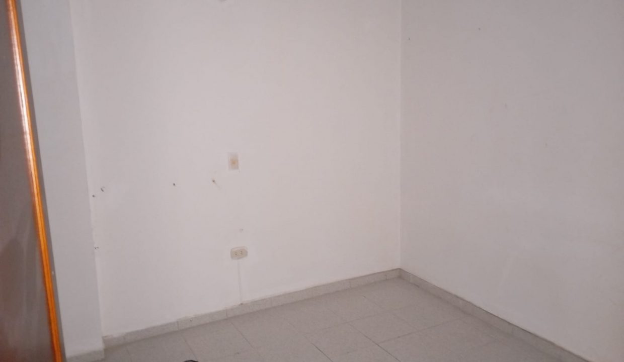WhatsApp Image 2025-05-13 at 11.27.48 (5)